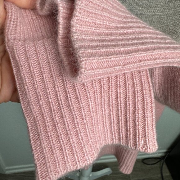 Magaschoni 100% Cashmere Turtleneck Sweater Colorblock Pink Gray - Picture 7 of 11